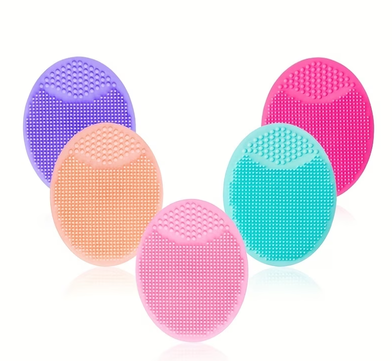 Gentle Daily Glow | Silicone Facial Cleansing & Massage Brush