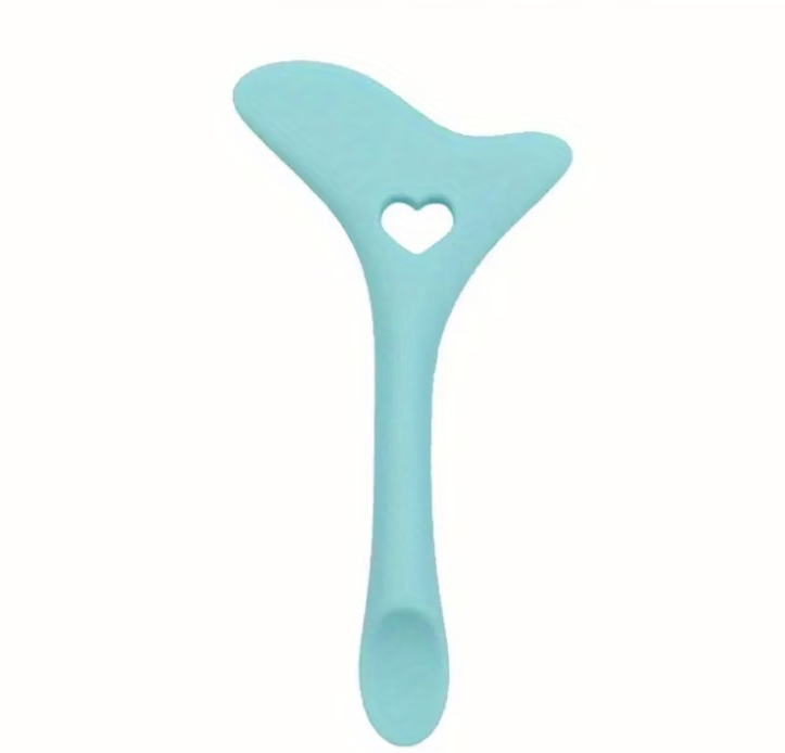 Perfect Wing Every Time | Silicone Eyeliner Stencil & Application Tool